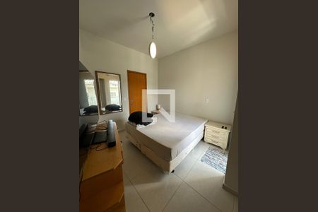 Quarto de kitnet/studio à venda com 1 quarto, 30m² em Jardim Sabara, São Paulo