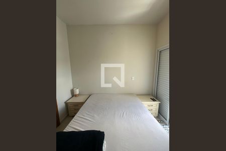 Quarto de kitnet/studio à venda com 1 quarto, 30m² em Jardim Sabara, São Paulo