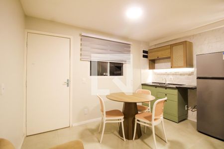 Sala/Cozinha/Quarto de kitnet/studio à venda com 1 quarto, 25m² em Vila Prudente, São Paulo