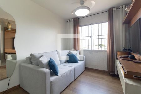 Sala de apartamento para alugar com 2 quartos, 72m² em Jardim Maria Estela, São Paulo