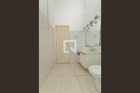 Banheiro Social de casa para alugar com 3 quartos, 148m² em Vila Cordeiro, São Paulo