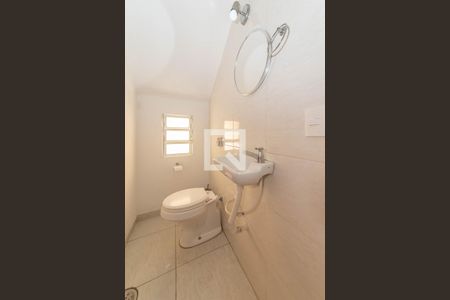 Lavabo de casa para alugar com 3 quartos, 148m² em Vila Cordeiro, São Paulo