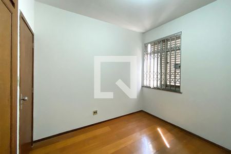 Quarto 2 de apartamento para alugar com 3 quartos, 125m² em Vila Paris, Belo Horizonte