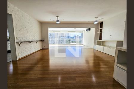 Sala de apartamento para alugar com 3 quartos, 160m² em Santo Amaro, São Paulo