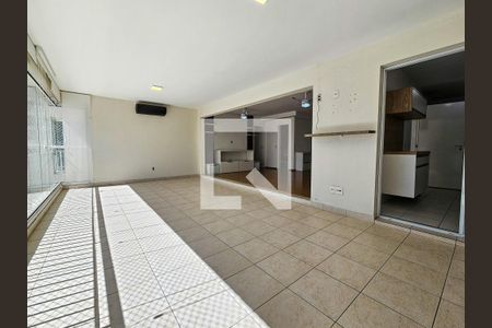 Sacada de apartamento para alugar com 3 quartos, 160m² em Santo Amaro, São Paulo