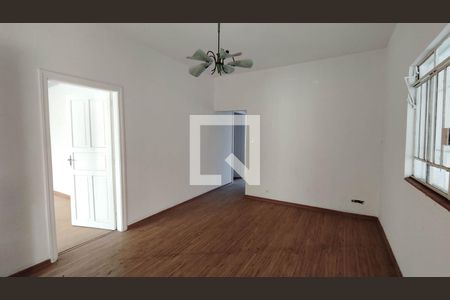 Sala de casa para alugar com 2 quartos, 252m² em Vila Romanopolis, Ferraz de Vasconcelos