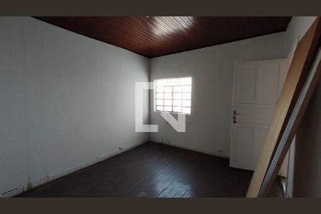 Quarto 2 de casa para alugar com 2 quartos, 252m² em Vila Romanopolis, Ferraz de Vasconcelos