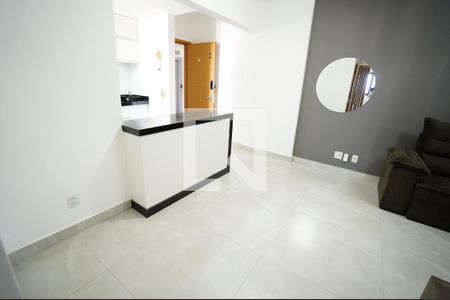 Sala de apartamento para alugar com 2 quartos, 67m² em Setor Bela Vista, Goiânia