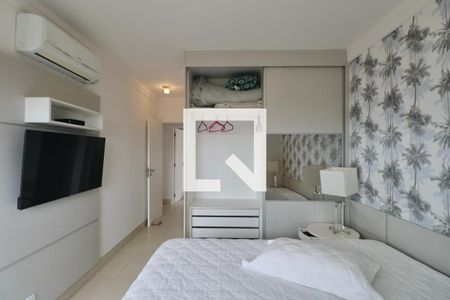 Quarto de apartamento para alugar com 3 quartos, 160m² em Jardim Belmar, Guarujá