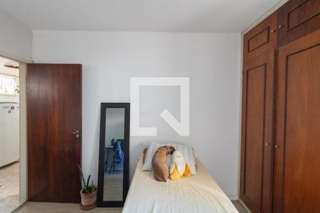 Quarto 01 de apartamento à venda com 2 quartos, 30m² em Cambuí, Campinas