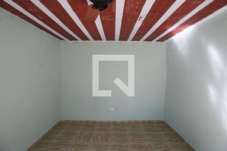 Quarto de casa para alugar com 1 quarto, 60m² em Alvarez, Nova Iguaçu