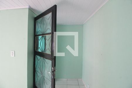 Sala de casa para alugar com 1 quarto, 60m² em Alvarez, Nova Iguaçu