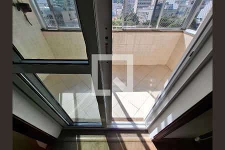 Varanda  de apartamento para alugar com 1 quarto, 68m² em Laranjeiras, Rio de Janeiro