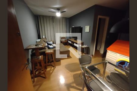 Sala de apartamento para alugar com 2 quartos, 67m² em Cantagalo, Niterói
