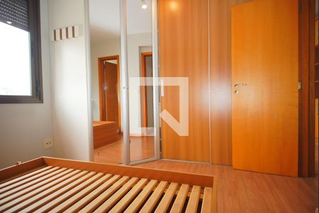 Suíte de apartamento à venda com 3 quartos, 90m² em Petrópolis, Porto Alegre