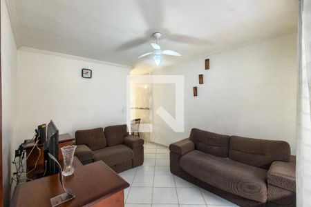 Sala de casa de condomínio para alugar com 2 quartos, 60m² em Cidade Ocian, Praia Grande