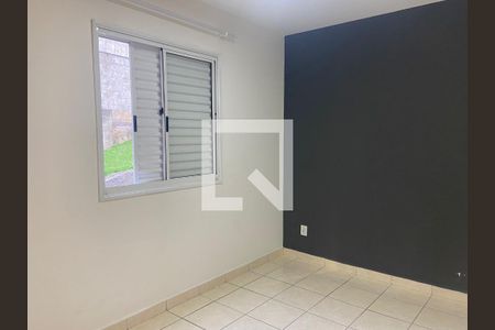 Quarto 1 de apartamento para alugar com 2 quartos, 50m² em Quitaúna, Osasco