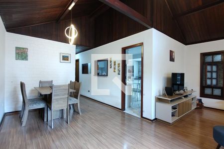 Sala de casa de condomínio à venda com 3 quartos, 200m² em Taquara, Rio de Janeiro