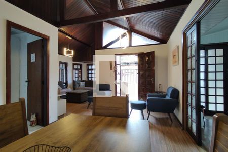 Sala de casa de condomínio à venda com 3 quartos, 200m² em Taquara, Rio de Janeiro