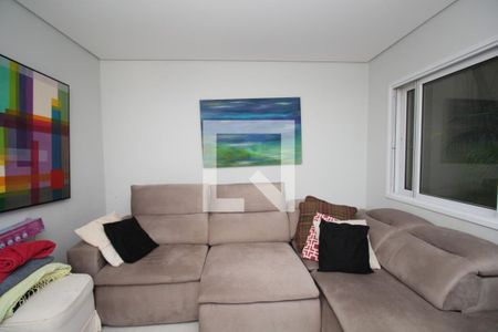 Sala de TV de casa à venda com 6 quartos, 350m² em Vila Sonia, São Paulo