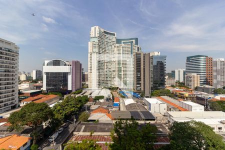 Vista/Varanda de apartamento à venda com 2 quartos, 68m² em Pinheiros, São Paulo