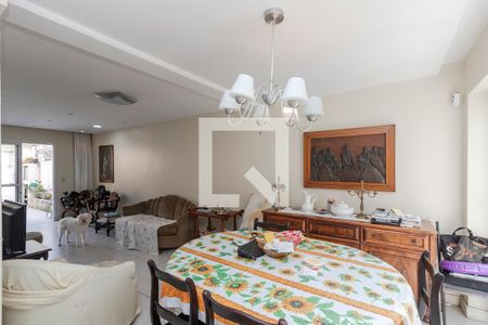 Sala de casa de condomínio à venda com 2 quartos, 115m² em Vila Olímpia, São Paulo