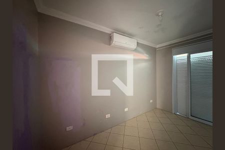 Suíte  de casa para alugar com 4 quartos, 125m² em Conjunto Residencial Vista Verde, São Paulo