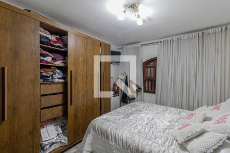 Quarto 1 de casa para alugar com 2 quartos, 200m² em Vila Corberi, São Paulo