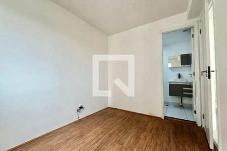 Suite de apartamento para alugar com 1 quarto, 32m² em Jardim Itacolomi, São Paulo