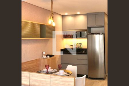 Cozinha de apartamento para alugar com 1 quarto, 25m² em Pompeia, São Paulo