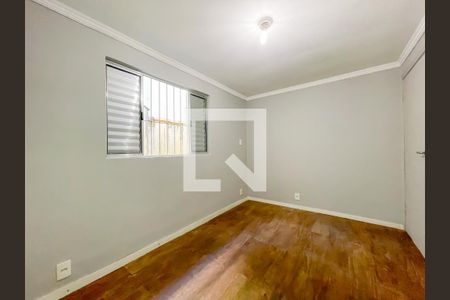 Quarto 2 de casa para alugar com 2 quartos, 100m² em Metalúrgicos, Osasco