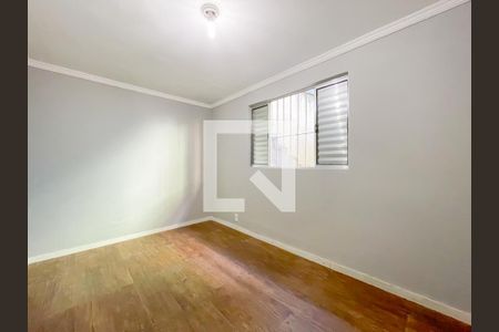 Quarto 2 de casa para alugar com 2 quartos, 100m² em Metalúrgicos, Osasco