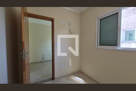 Quarto de apartamento para alugar com 2 quartos, 80m² em Jardim Cristiane, Santo André