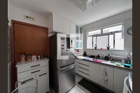 Apartamento para alugar com 3 quartos, 140m² em Santo Antônio, Belo Horizonte