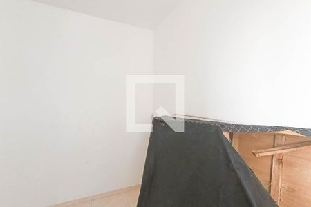 Quarto 1 de apartamento para alugar com 2 quartos, 44m² em Cosmos, Rio de Janeiro