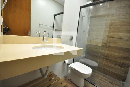 Banheiro da Suíte 1 de casa para alugar com 2 quartos, 140m² em Vila Gustavo, São Paulo