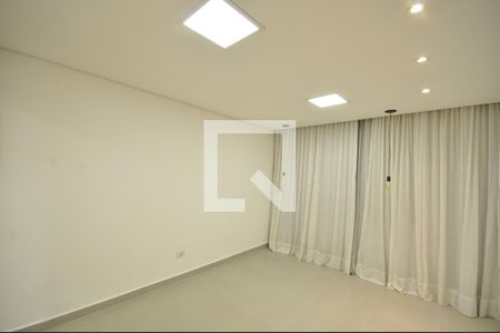 Suíte 1 de casa para alugar com 2 quartos, 140m² em Vila Gustavo, São Paulo