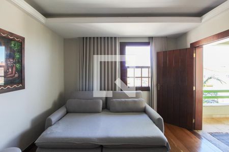 Sala de TV de casa à venda com 3 quartos, 360m² em Itapoã, Belo Horizonte