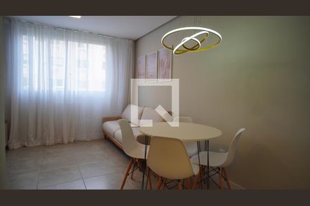 Sala  de apartamento à venda com 2 quartos, 43m² em Hípica, Porto Alegre