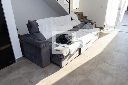 Sala de casa de condomínio para alugar com 2 quartos, 160m² em Santa Cruz, Rio de Janeiro