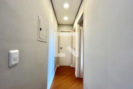 Corredor de apartamento à venda com 2 quartos, 58m² em Cidade Ademar, São Paulo