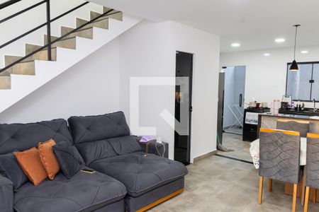 Sala de casa de condomínio para alugar com 2 quartos, 160m² em Santa Cruz, Rio de Janeiro