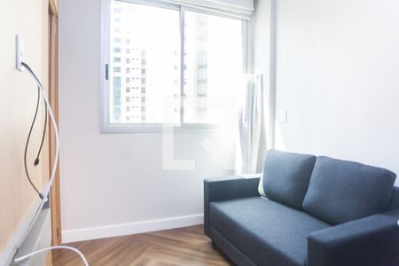 Sala de TV de kitnet/studio para alugar com 1 quarto, 35m² em Vila da Serra, Nova Lima