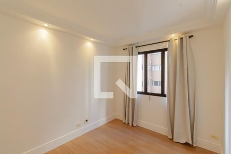Quarto 1 de apartamento para alugar com 3 quartos, 126m² em Vila Uberabinha, São Paulo