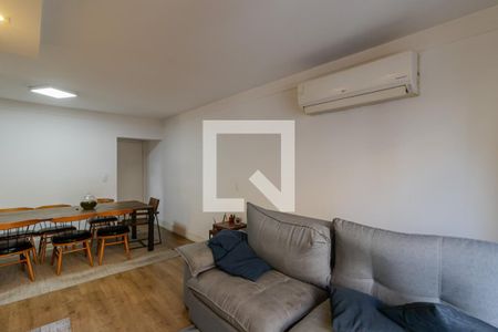 Sala de apartamento à venda com 3 quartos, 76m² em Vila Olímpia, São Paulo