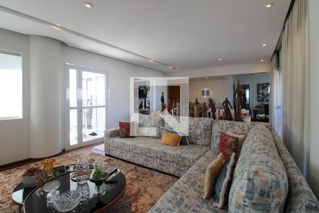 Sala de apartamento à venda com 5 quartos, 244m² em Vila Suzana, São Paulo