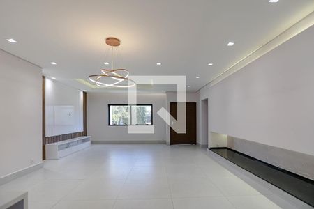 Sala de Jantar de casa de condomínio para alugar com 3 quartos, 275m² em Botujuru, Mogi das Cruzes