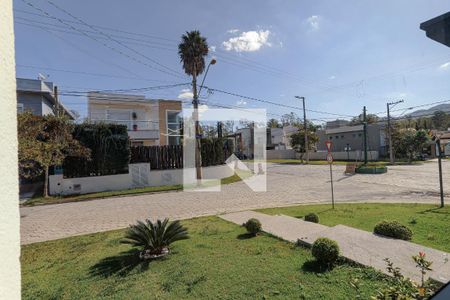 Vista - Sala de casa de condomínio para alugar com 3 quartos, 275m² em Botujuru, Mogi das Cruzes