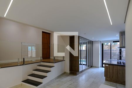 Corredor de casa de condomínio para alugar com 3 quartos, 275m² em Botujuru, Mogi das Cruzes