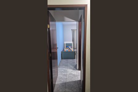 Corredor de casa à venda com 3 quartos, 206m² em Jardim Sao Luiz, São Paulo